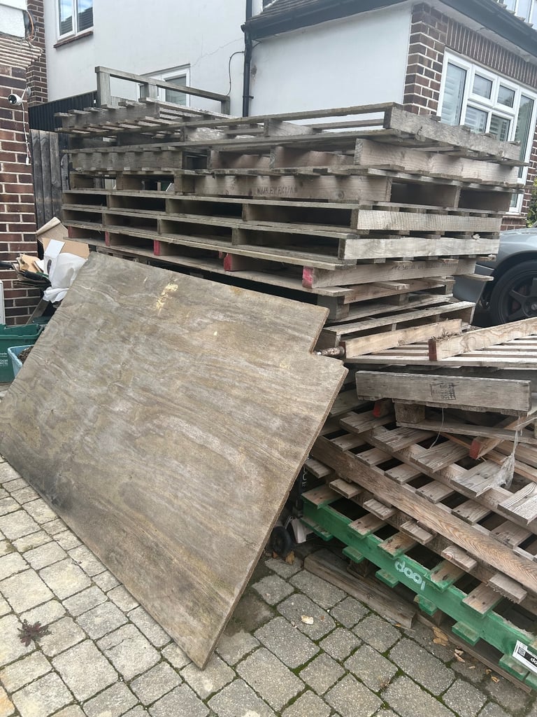 Wooden Pallets for free