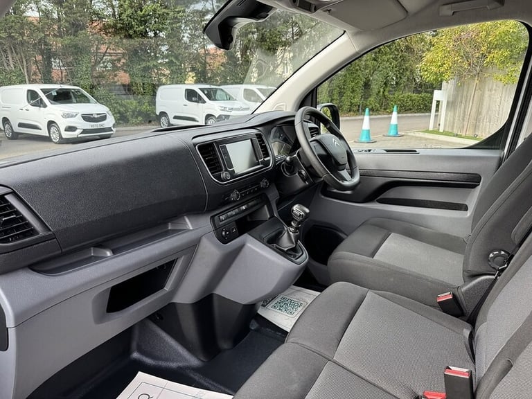 2022 Citroen Dispatch BlueHDi 1400 Enterprise Pro M Panel Van Diesel Manual