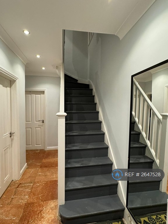 1 bedroom in London, London, UB6 (#2647528)