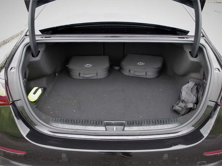 2024 Mercedes-Benz E-Class E300e Urban Edition 4dr 9G-Tronic Saloon Hybrid Automatic