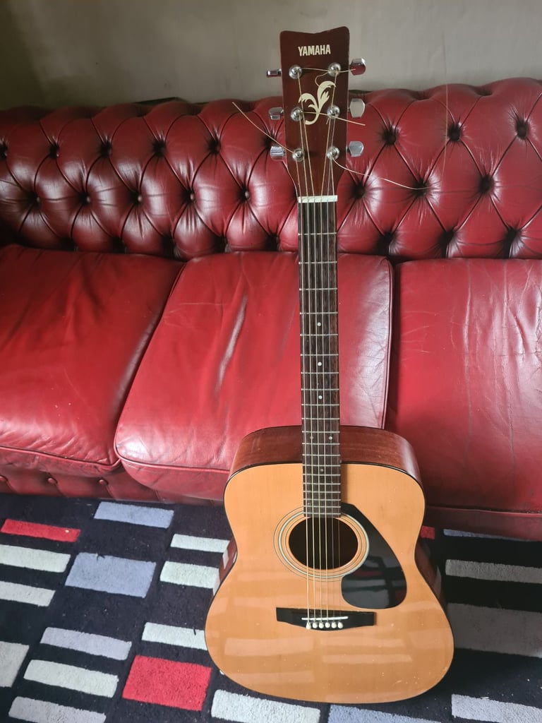 Yamaha acoustic guitar
