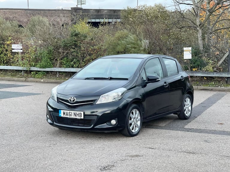 Toyota Yaris Semi Automatic ULEZ Compliant 2011