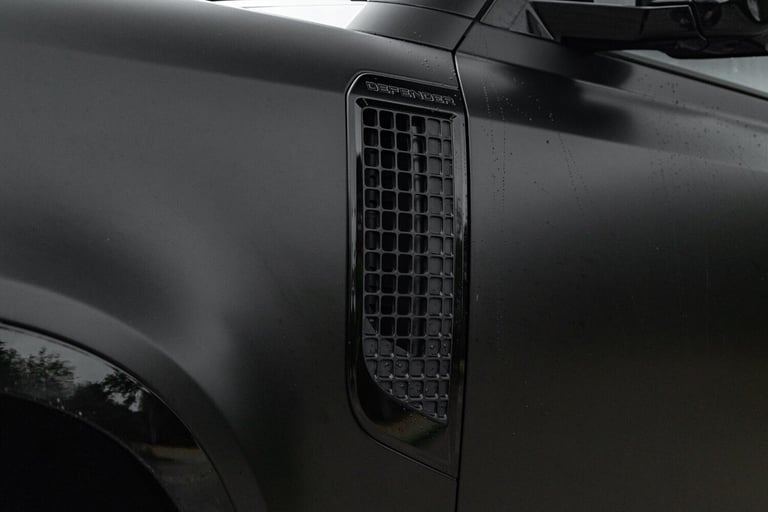 2024 Land Rover Defender 110 3.0 D250 MHEV X-Dynamic SE Auto 4WD Euro 6 (s/s) 5dr ESTATE Diesel A...