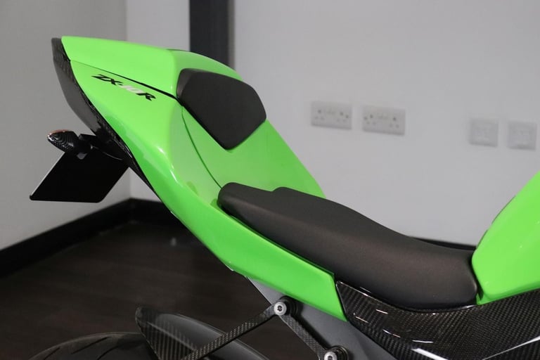 Kawasaki ZX10R - 2009 - THE BEST ZX10R YOU WILL SEE 