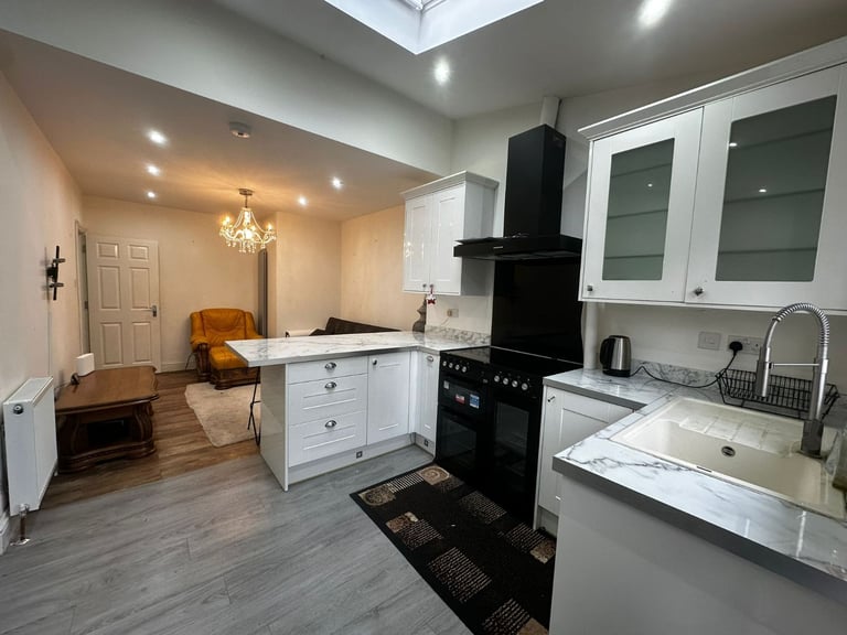 🏡 Davidson Road, Croydon | Refurbished Ground-Floor 1/2-Bed Flat with Private Garden 🌿