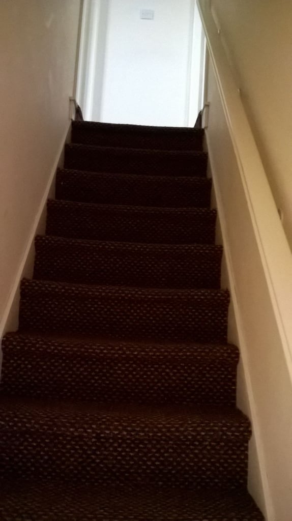 2 bedroomed flat to let - Bentley. DN5 9TJ