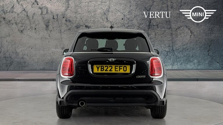 2022 MINI Hatch 1.5 Cooper Exclusive 5dr Petrol Hatchback Hatchback Petrol Manual