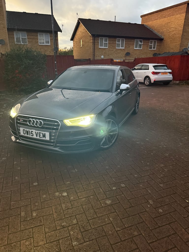 Audi, A3, Hatchback, 2015, Semi-Auto, 1984 (cc), 5 doors