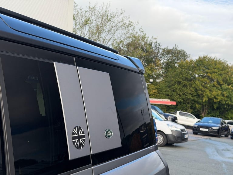 2024 Land Rover Defender 110 2.0 P400e 15.4kWh X-Dynamic HSE SUV 5dr Petrol Plug-in Hybrid Auto 4...