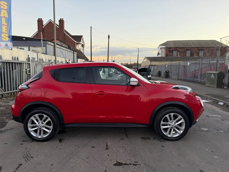2015 Nissan Juke 1.2 DiG-T Acenta Premium 5dr HATCHBACK Petrol Manual