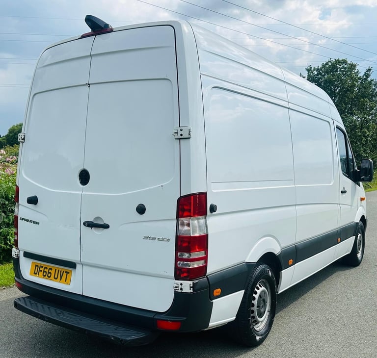 2016 Mercedes-Benz Sprinter 3.5t BlueEFFICIENCY Van PANEL VAN Diesel Manual