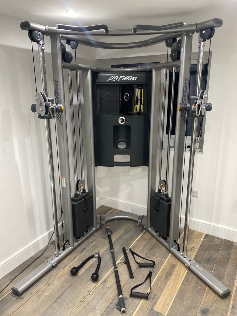 Life Fitness G7 DAP cable machine with attachments RRP: £2695.00