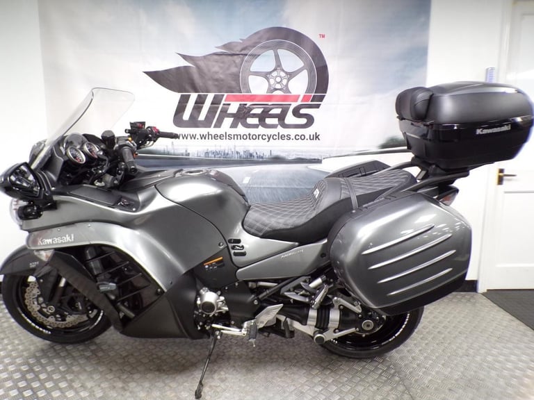 2017 KAWASAKI GTR1400 WITH ONLY 4496 MILES FROM NEW!