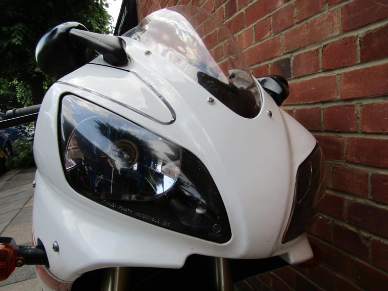 Yamaha YZF R1 1999 MODEL WITH ULEZ CERTIFICATE , SPECIAL PAINT JOB..LOOK ! 