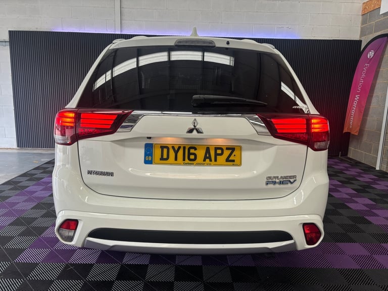 2016 Mitsubishi Outlander 2.0h 12kWh GX4h SUV 5dr Petrol Plug-in Hybrid CVT 4WD