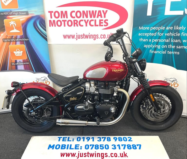 image for TRIUMPH BOBBER 1200 "GOLD LINE", 2022(22), 1 OWNER, 9,887 MILES, STUNNING, £9495