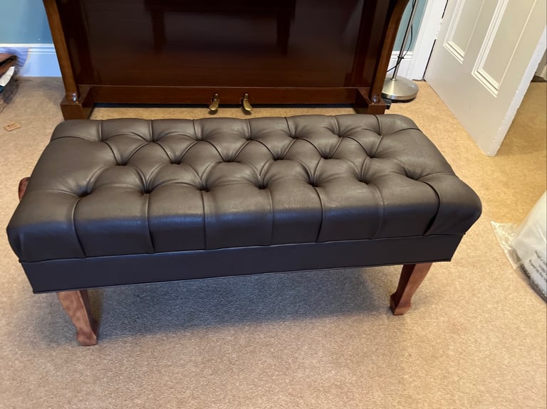 Adjustable Height Piano Bench Stool Dark Brown Faux Leather. 