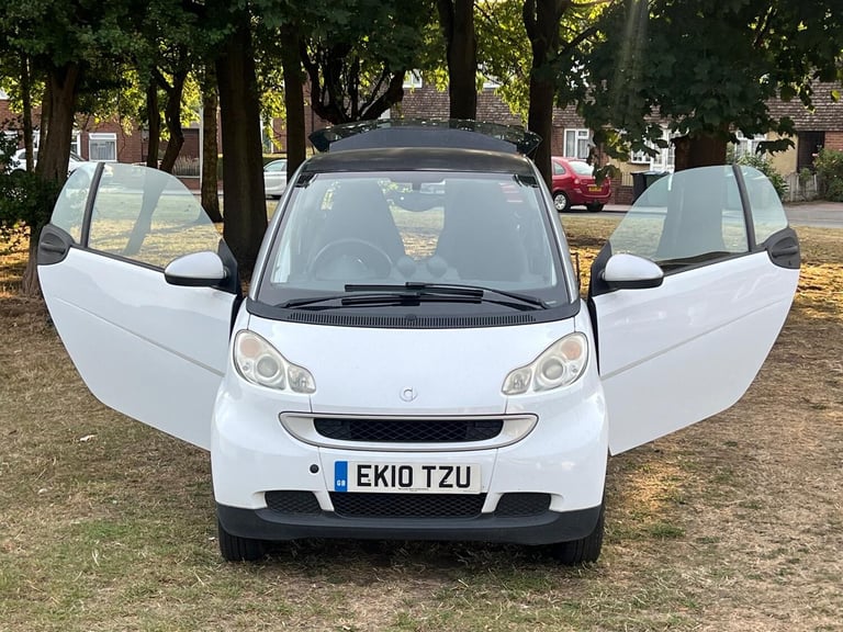 2010 smart fortwo CDI Passion 2dr Softouch Auto [Luxury Pack] [2010] COUPE Diesel Automatic