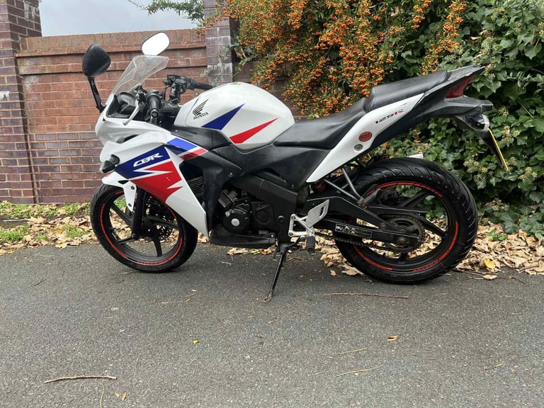 Honda, CBR 125 R-D, 2014, 125 (cc)