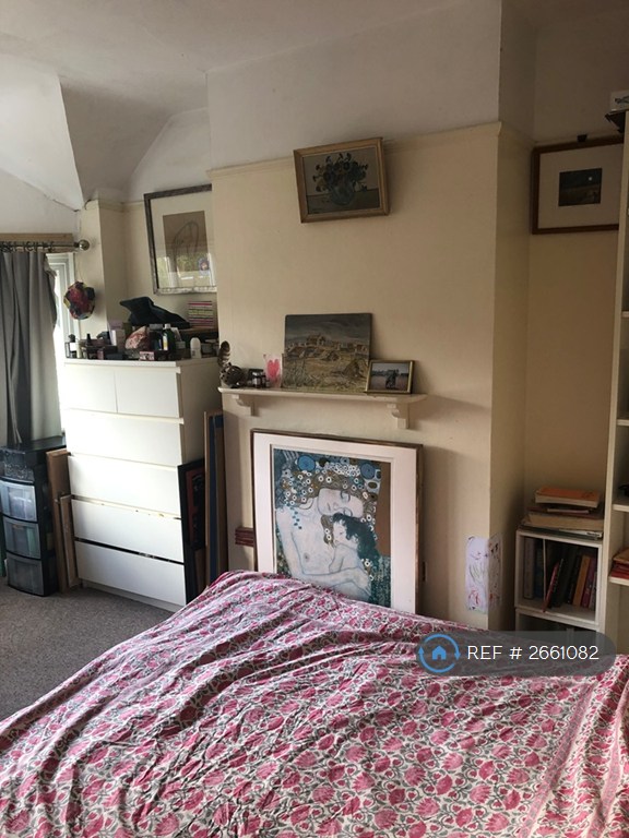 3 bedroom house in Harcourt Drive, Canterbury, CT2 (3 bed) (#2661082)