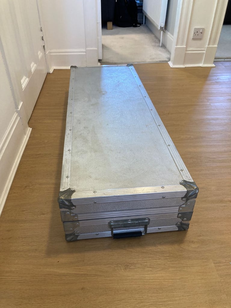 DJ Decks Flight Cases Metal Coffin Style