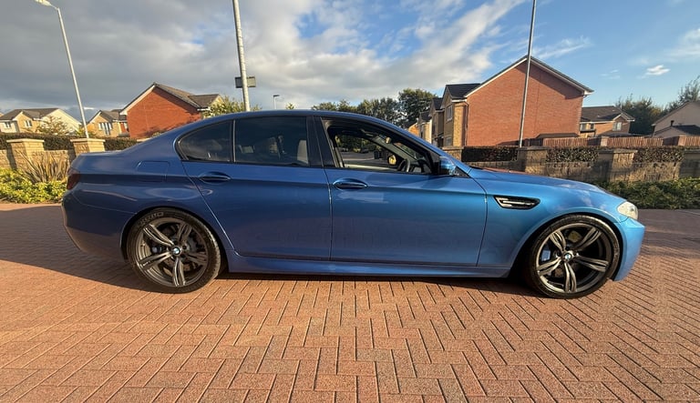 BMW M5 4.4 V8 DCT swap px 