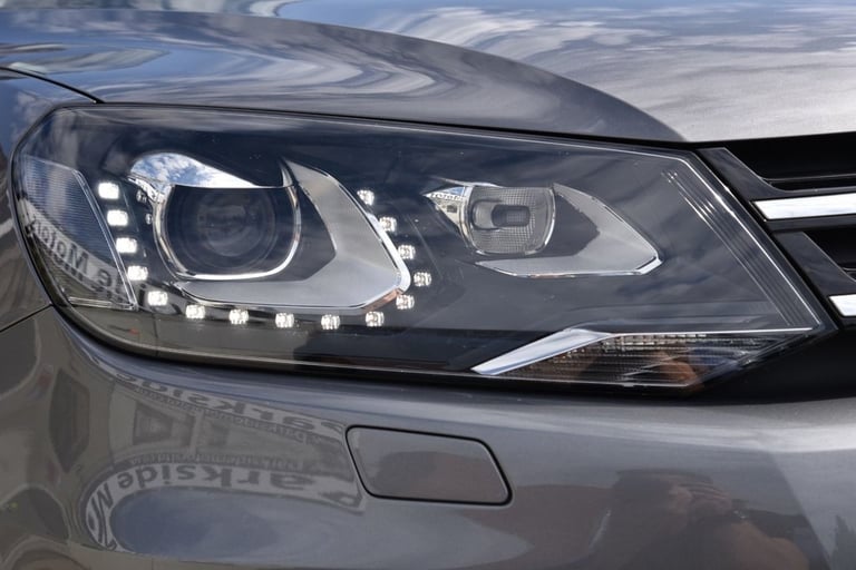 2013 Volkswagen Touareg 3.0h TSI V6 Hybrid SUV 5dr Petrol Hybrid Tiptronic 4WD Euro 5 (s/s) (333 ...