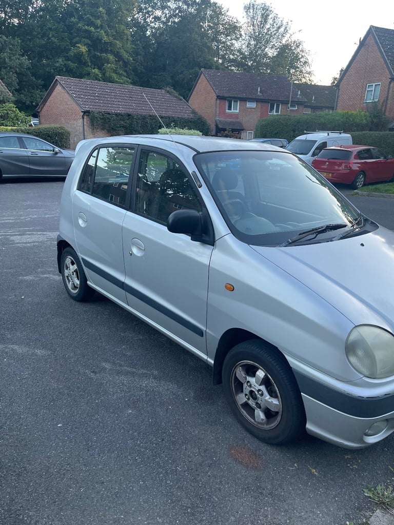 Automatic Hyundai Amica, 5 doors, LOW MILEAGE, 2000, 1L engine