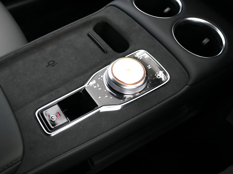 2025 MG MGS5 64kWh Trophy Long Range SUV 5dr Electric Auto (231 ps) HATCHBACK Electric Automatic