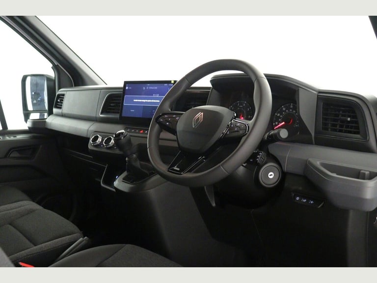 2025 Renault Master MM35 Blue dCi 130 Advance Medium Roof Van PANEL VAN Diesel Manual