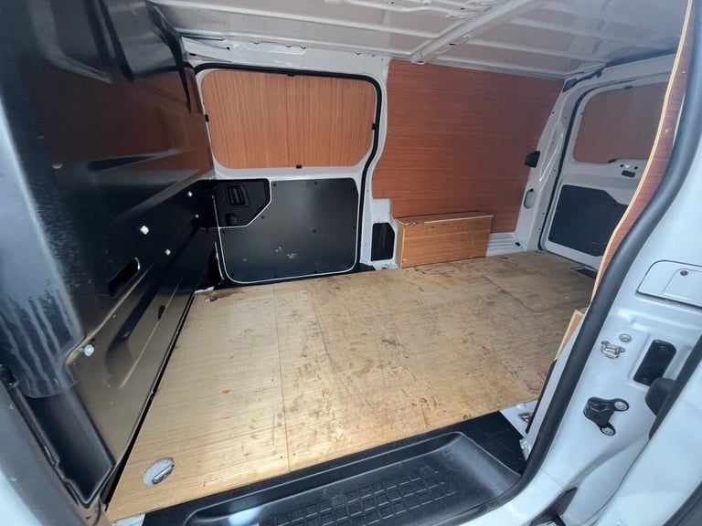 2022 72 VAUXHALL VIVARO 1.5 TURBO D 2900 DYNAMIC PANEL VAN 6DR DIESEL MANUAL L2 