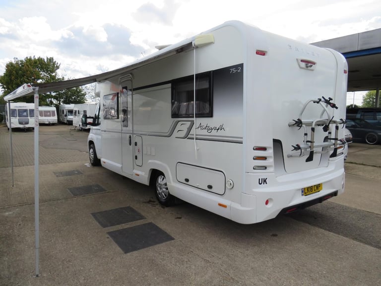 Bailey Autograph Approach 75/2 4 Berth Fixed Bed