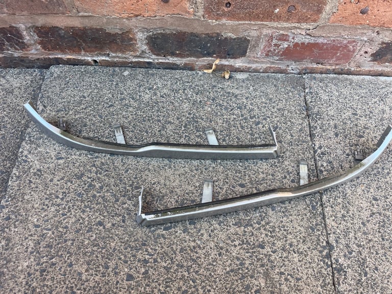 Bmw e46 headlight trims