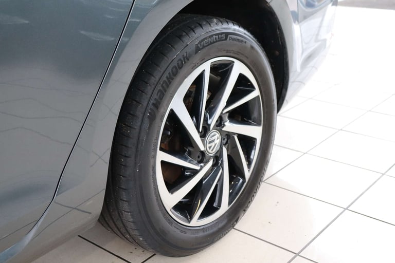 2019 Volkswagen Golf 1.6 Golf Match TDI Semi-Auto 5dr Estate Diesel Automatic