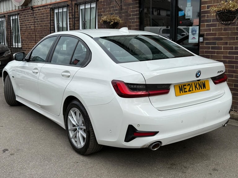 2021 BMW 3 Series 2.0 330e 12kWh SE Pro Auto Euro 6 (s/s) 4dr SALOON Petrol/Electric Hybrid Autom...