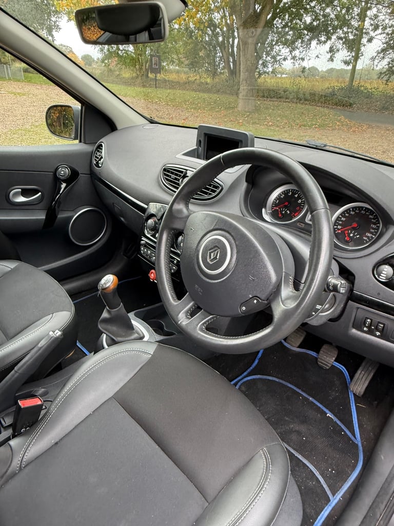 Renault, CLIO, Hatchback, 2012, Manual, 1149 (cc), 3 doors