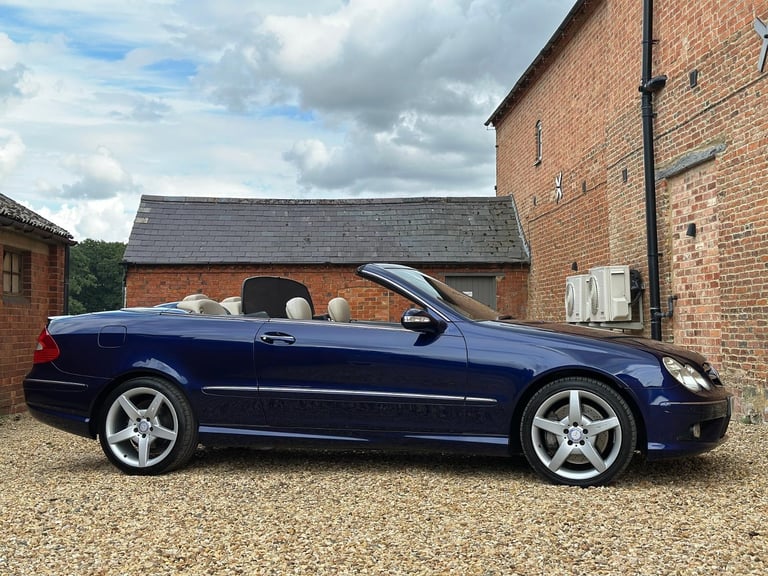 image for 2007 Mercedes-Benz CLK 350 AMG Sport Designo. Stunning Car Throughout. Huge Spec