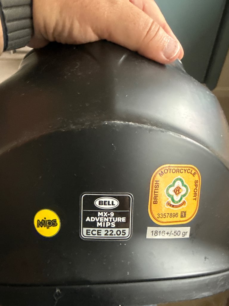 Bell MX-9 MIPS Adventure Helmet