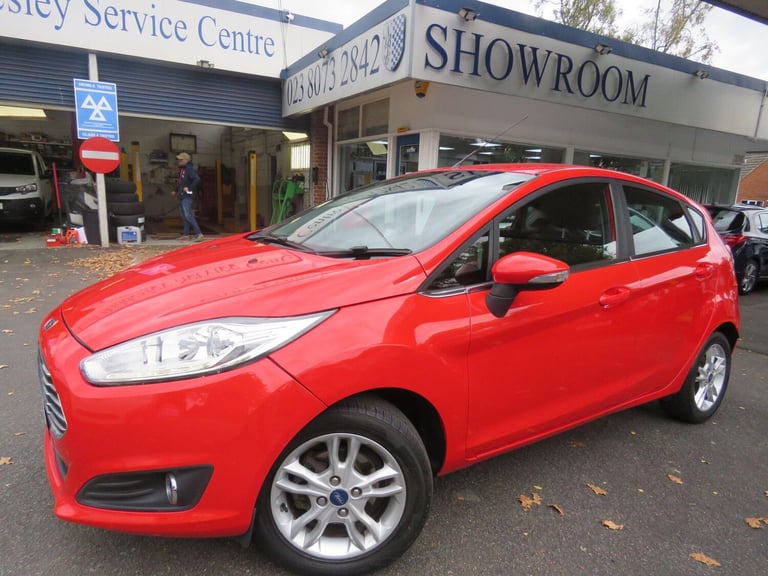 2016 Ford Fiesta 1.0T EcoBoost Zetec Euro 6 (s/s) 5dr HATCHBACK Petrol Manual