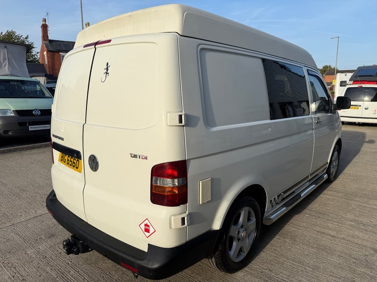 VW Transporter T5 T30 130 2.5TDi Camper Van 2 Berth