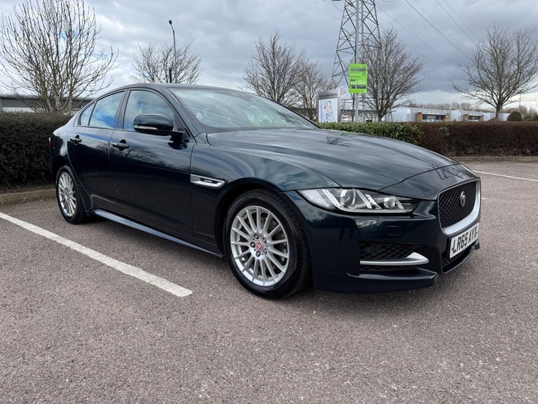 image for 2015 Jaguar XE 2.0d R-Sport 4dr SALOON Diesel Manual