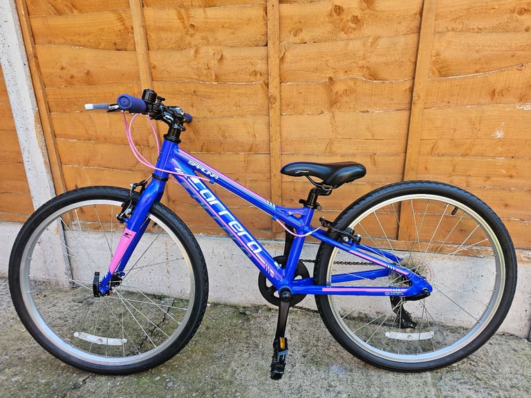 BIKE 24" WHEEL CARRERA LIGHTWEIGHT 7-SPEED HYBRID - Age Range 7-11 Years £135