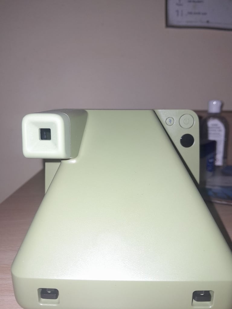 Polaroid Now+ Instant Camera forest green  (all acessories + box + 5 shots of film remaining)