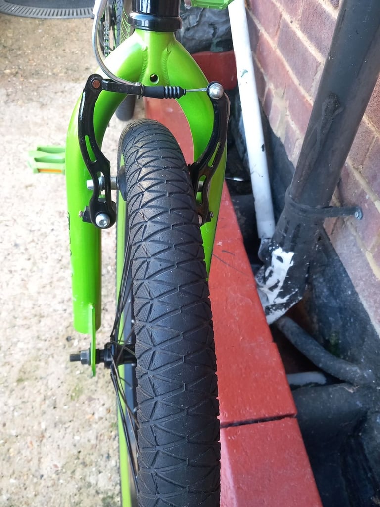 Fully serviced muddy Fox Bmx Bike 20inch Wheels kid's bike 