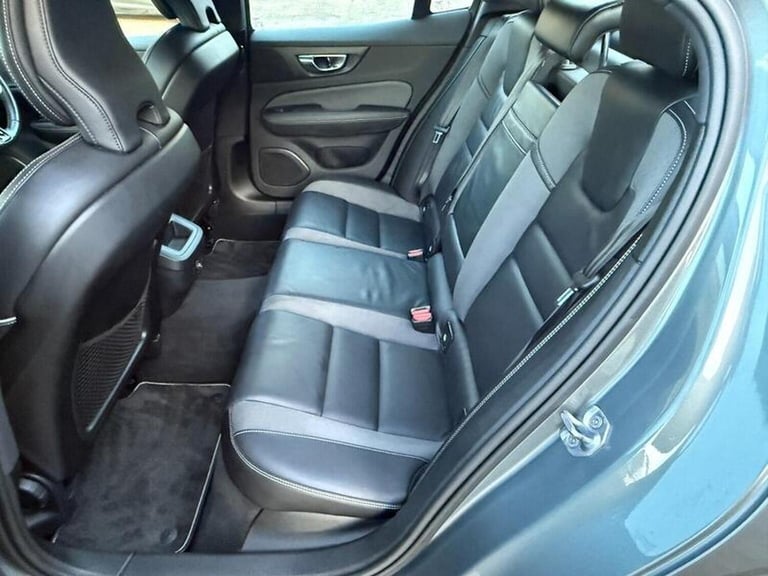 VOLVO S60 2.0 T5 R-Design Edition Auto Euro 6 (s/s) 4dr 2019