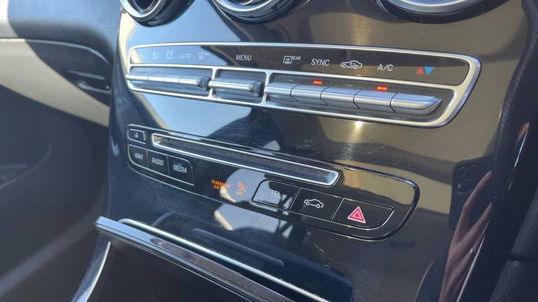 2019 Mercedes-Benz GLC 220d 4Matic Sport Premium Plus 5dr 9G-Tronic Diesel Estate Estate Diesel A...