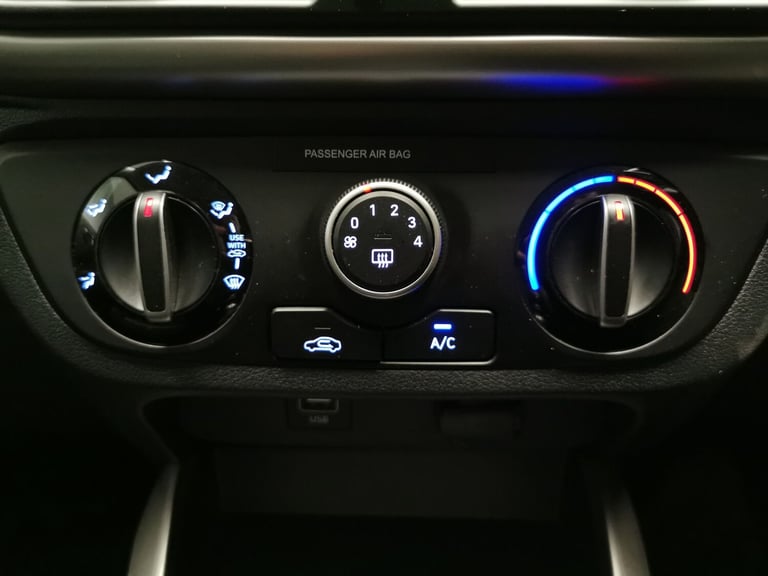 2020 Hyundai i10 1.0 MPi Premium 5dr HATCHBACK PETROL Manual