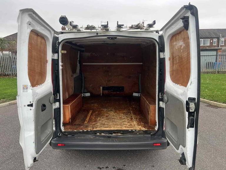 Vauxhall, VIVARO, Panel Van, 2010, Manual, 1995 (cc)