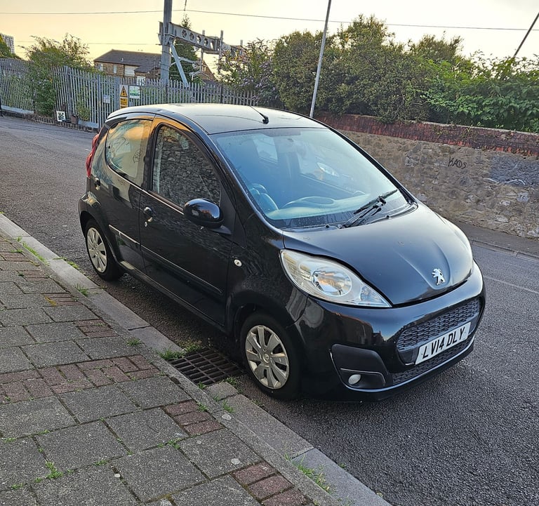 Peugeot, 107, Hatchback, 2014, Manual, 998 (cc), 5 doors