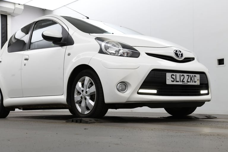 2012 Toyota AYGO 1.0 VVT-i Fire 5dr HATCHBACK PETROL Manual